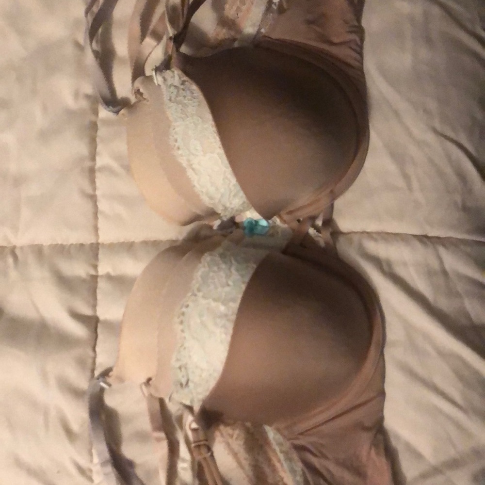 Victoria’s Secret specialty 34C Bra Lot